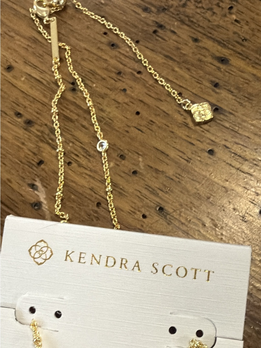 Disney / Kendra Scott Gold Minnie Mouse Short Pendant Necklace black Drusy NEW - Picture 5 of 9